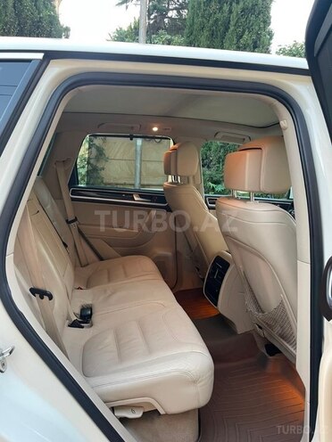 Volkswagen Touareg 2010, 186,500 km - 3.6 l - Bakı