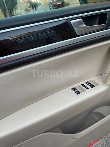 Volkswagen Touareg 2010, 186,500 km - 3.6 l - Bakı
