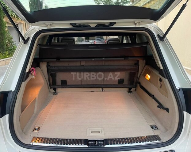 Volkswagen Touareg 2010, 186,500 km - 3.6 l - Bakı