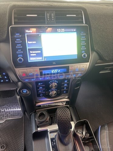 Toyota Land Cruiser Prado 2022, 21,950 km - 2.8 л - Bakı