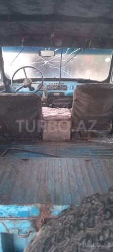UAZ 469 1993, 450,000 km - 2.5 l - Quba