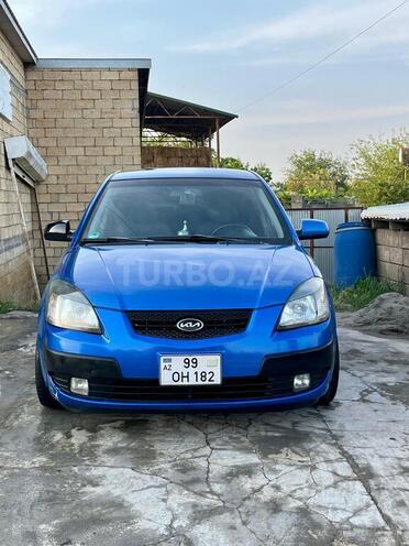 Kia Rio 2005, 385,000 km - 1.5 l - Saatlı