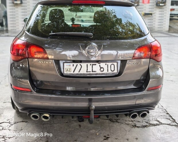 Opel Astra 2011, 271,000 km - 1.3 l - Sabirabad