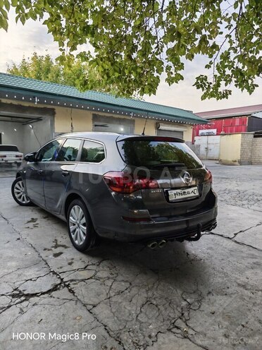 Opel Astra 2011, 271,000 km - 1.3 l - Sabirabad
