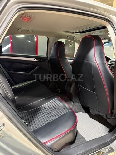 Volkswagen Passat 2012, 205,000 km - 2.5 l - Sumqayıt