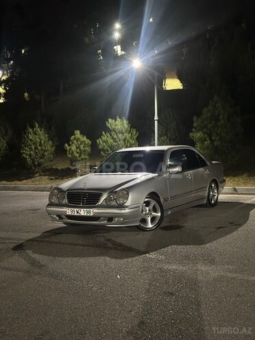 Mercedes E 270 2000, 189,561 km - 2.7 l - Astara