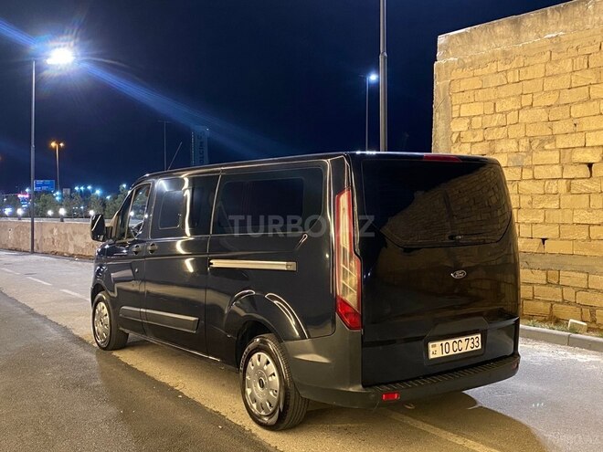 Ford Tourneo Custom 2015, 420,000 km - 2.2 l - Bakı