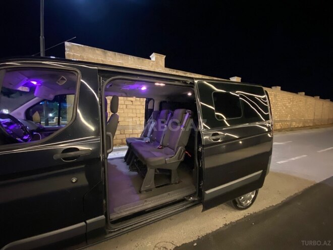Ford Tourneo Custom 2015, 420,000 km - 2.2 l - Bakı