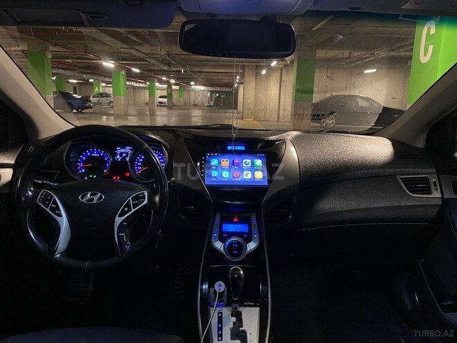 Hyundai Elantra 2011, 283,000 km - 1.8 л - Bakı
