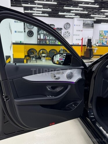 Mercedes E 300 e 2020, 81,000 km - 2.0 l - Bakı