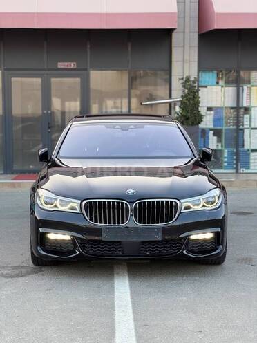 BMW 750 2015, 289,000 km - 4.4 l - Bakı