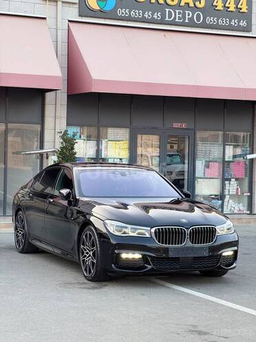 BMW 750 2015, 289,000 km - 4.4 l - Bakı