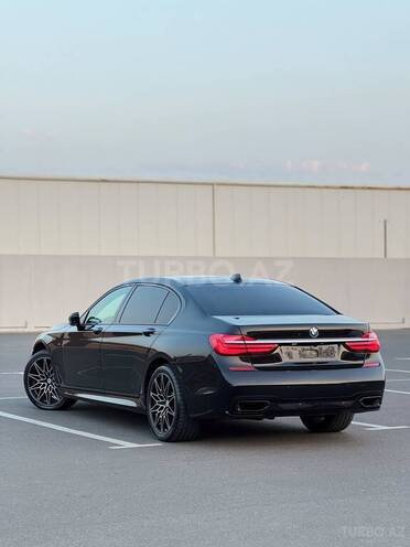 BMW 750 2015, 289,000 km - 4.4 l - Bakı