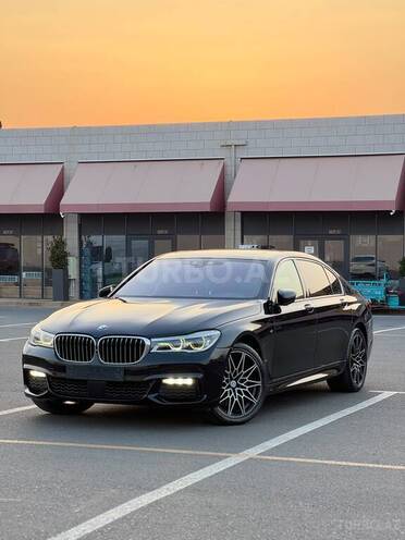 BMW 750 2015, 289,000 km - 4.4 l - Bakı
