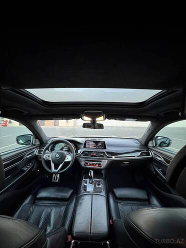 BMW 750 2015, 289,000 km - 4.4 l - Bakı