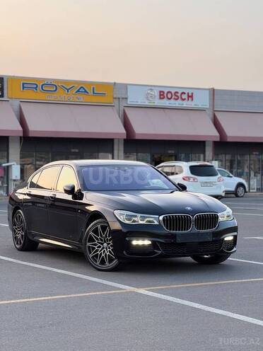 BMW 750 2015, 289,000 km - 4.4 l - Bakı