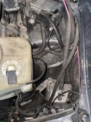 Mercedes E 220 1999, 486,700 km - 2.2 l - Gəncə