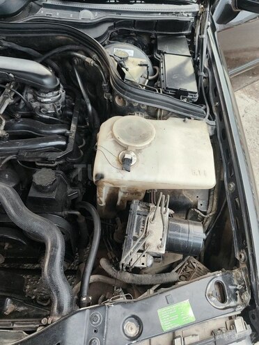 Mercedes C 180 1999, 550,000 km - 1.8 l - Qazax