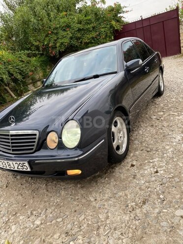 Mercedes E 240 1999, 386,000 km - 2.4 л - Bakı