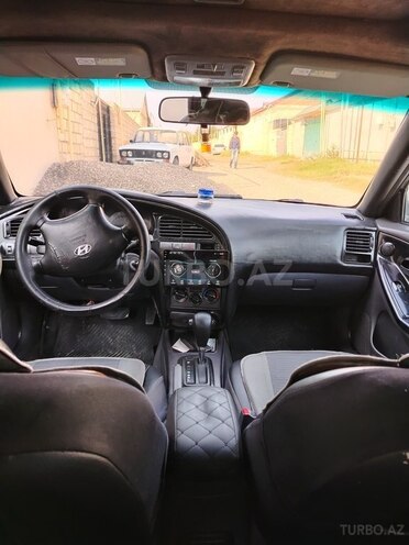 Hyundai Elantra 2003, 355,000 km - 2.0 l - Quba