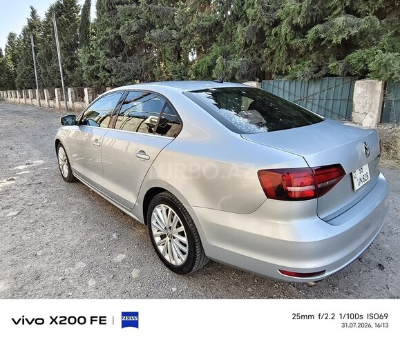 Volkswagen Jetta 2015, 232,307 km - 1.8 l - Bakı
