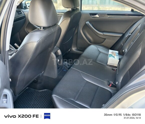 Volkswagen Jetta 2015, 232,307 km - 1.8 l - Bakı