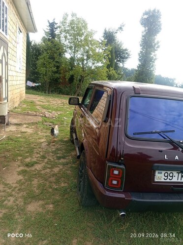 LADA (VAZ) Niva 2013, 220,000 km - 1.7 l - Astara