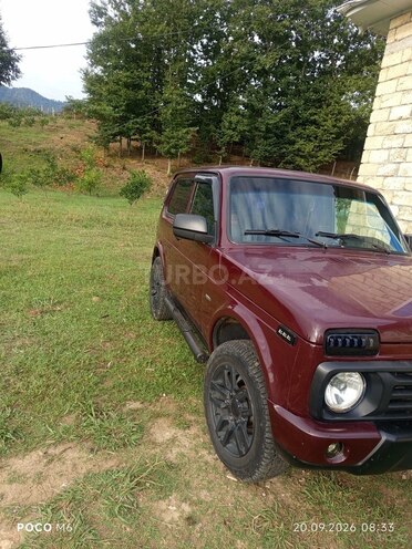 LADA (VAZ) Niva 2013, 220,000 km - 1.7 l - Astara