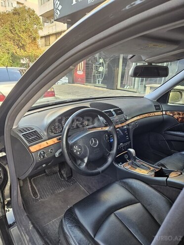 Mercedes E 270 2004, 304,000 km - 2.7 l - Bakı