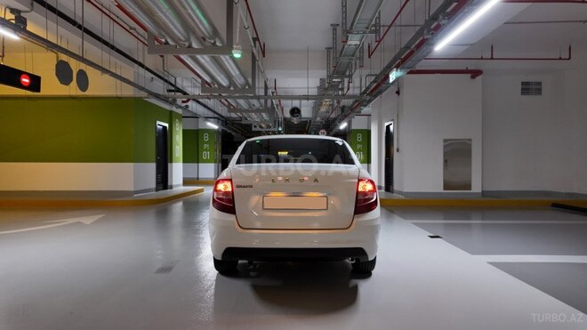 LADA (VAZ) Granta 2023, 71,000 km - 1.6 l - Bakı