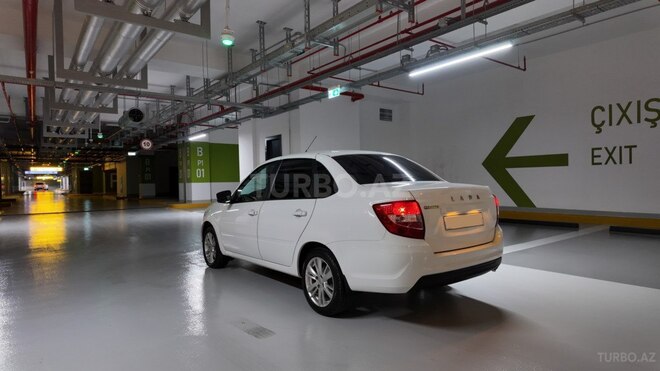 LADA (VAZ) Granta 2023, 71,000 km - 1.6 l - Bakı