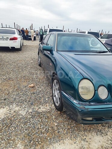 Mercedes E 230 1996, 247,000 km - 2.3 l - Şəmkir