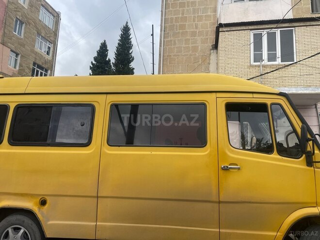 Mercedes 208 D 1991, 222,252 km - 2.3 л - Qazax