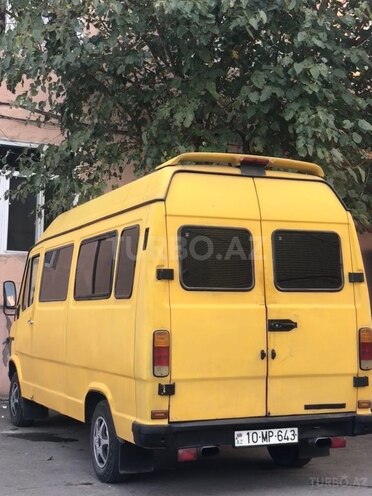 Mercedes 208 D 1991, 222,252 km - 2.3 л - Qazax