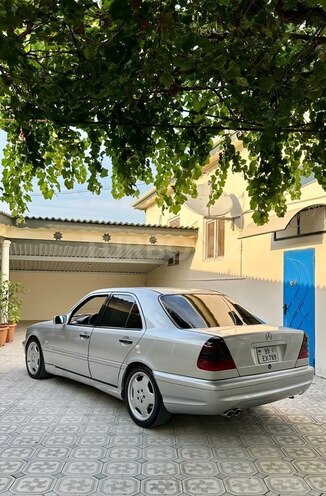 Mercedes C 240 1997, 379,000 km - 2.4 l - Kürdəmir