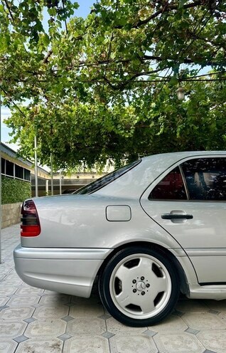 Mercedes C 240 1997, 379,000 km - 2.4 l - Kürdəmir