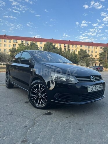 Volkswagen Polo 2012, 312,800 km - 1.6 l - Sumqayıt