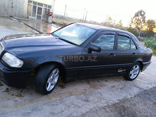 Mercedes C 180 1994, 385,233 km - 1.8 l - Sabirabad