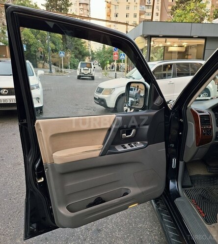 Mitsubishi Pajero 2006, 451,000 km - 3.0 l - Bakı