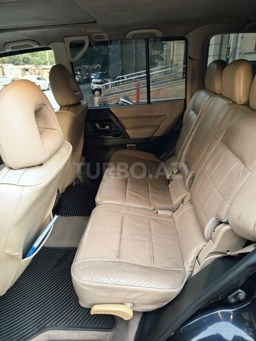 Mitsubishi Pajero 2006, 451,000 km - 3.0 l - Bakı