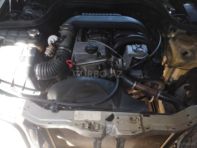 Mercedes E 220 1995, 552,698 km - 2.2 l - Gəncə