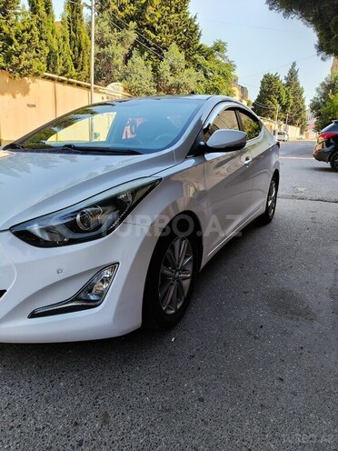 Hyundai Avante 2015, 143,700 km - 1.6 л - Bakı