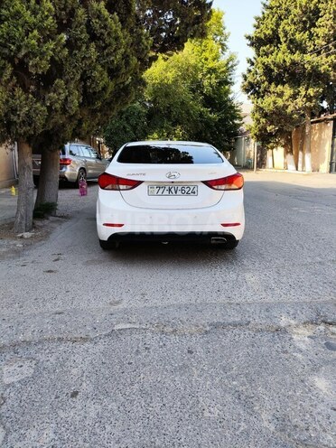 Hyundai Avante 2015, 143,700 km - 1.6 л - Bakı
