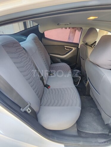 Hyundai Avante 2015, 143,700 km - 1.6 л - Bakı