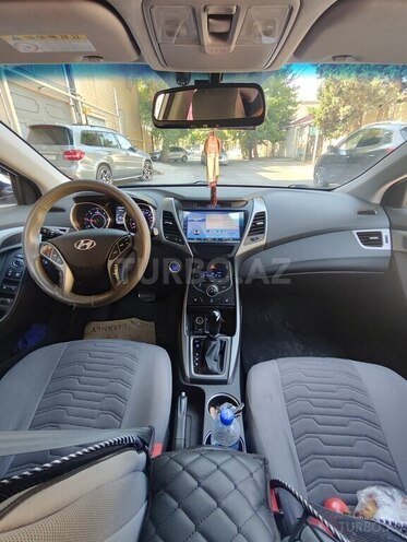 Hyundai Avante 2015, 143,700 km - 1.6 л - Bakı