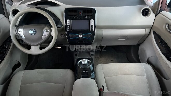 Nissan Leaf 2011, 94,875 km - 0.0 l - Şirvan