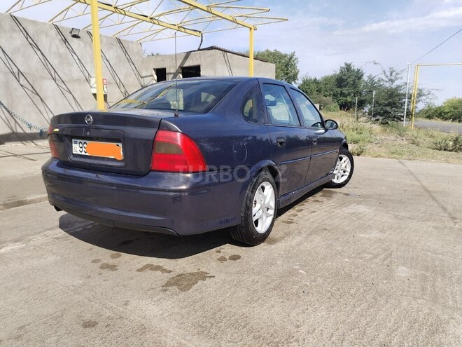 Opel Vectra 2000, 375,867 km - 1.6 l - Qazax