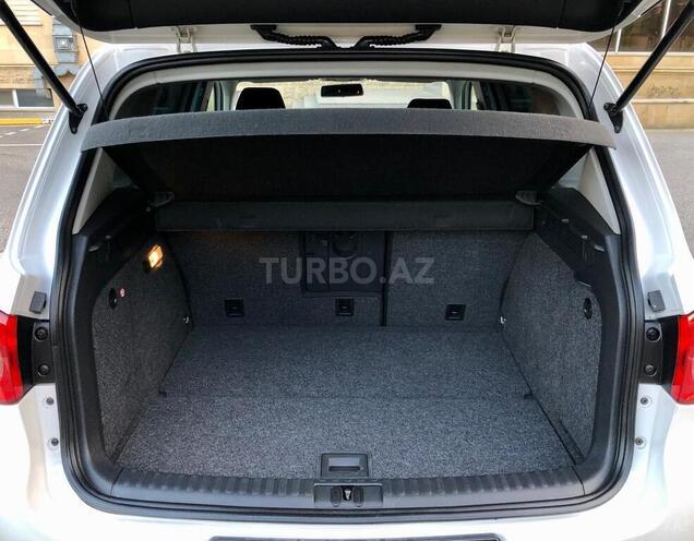 Volkswagen Tiguan 2010, 240,000 km - 2.0 л - Bakı