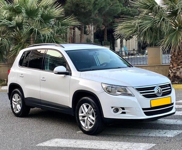 Volkswagen Tiguan 2010, 240,000 km - 2.0 л - Bakı