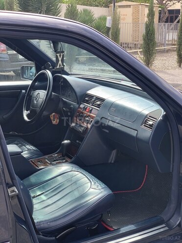 Mercedes C 200 1998, 733,679 km - 2.2 l - Bakı